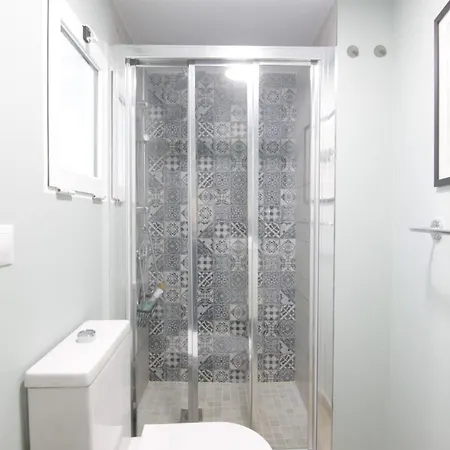 Lineros A Apartman